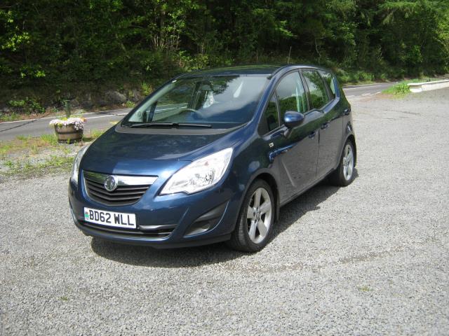 Vauxhall Meriva Exclusive 5 Door Hatchback